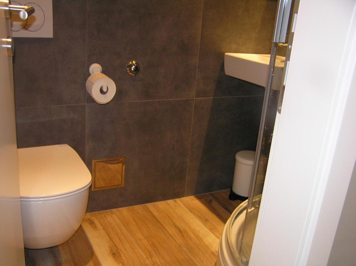 2Lkt Studio Apartman Загреб Екстериор снимка
